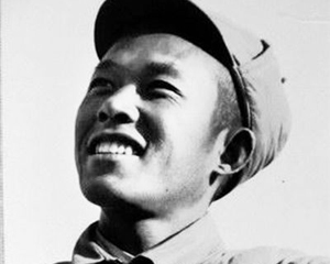 抗战烽火中报人勇担当