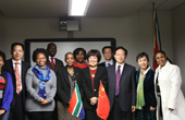 中国新闻代表团结束访问非洲三国回国