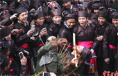 贵州黎平侗乡村民欢歌载舞过春节