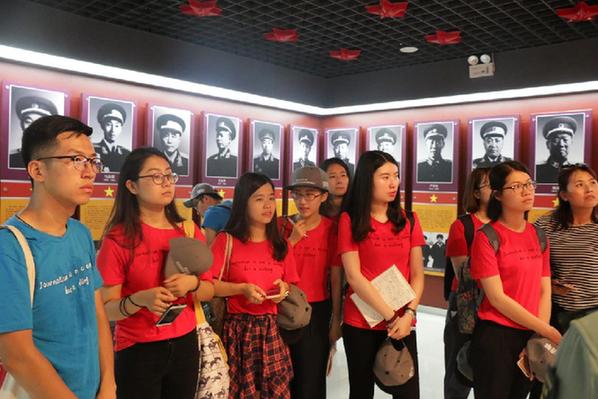 【清华新闻学子安徽行】行走是为了讲述