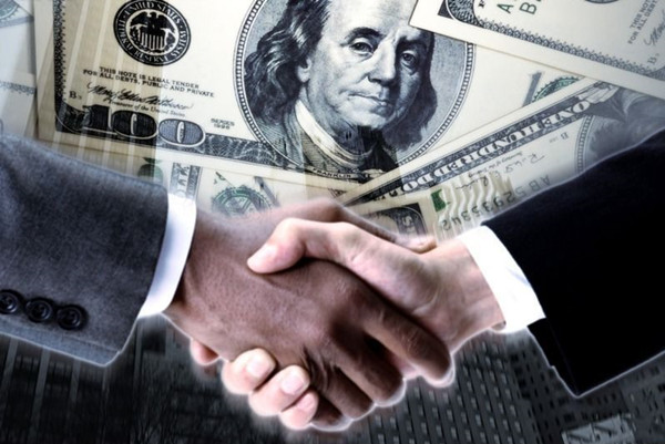 32天花掉1920亿美元，私有化后的戴尔为何有钱任性？