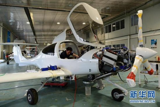 暖男&ldquo;小新&rdquo;解读新都发展：奔跑在风口上的城市