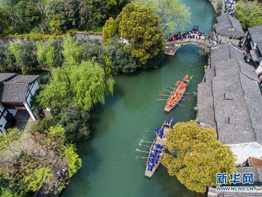 被互联网因子浸润五年，你成了这样的水乡小镇