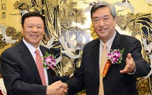 李从军会见中国电信董事长王晓初