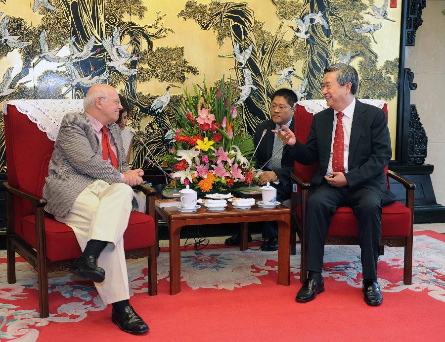 李从军会见西班牙驻华大使