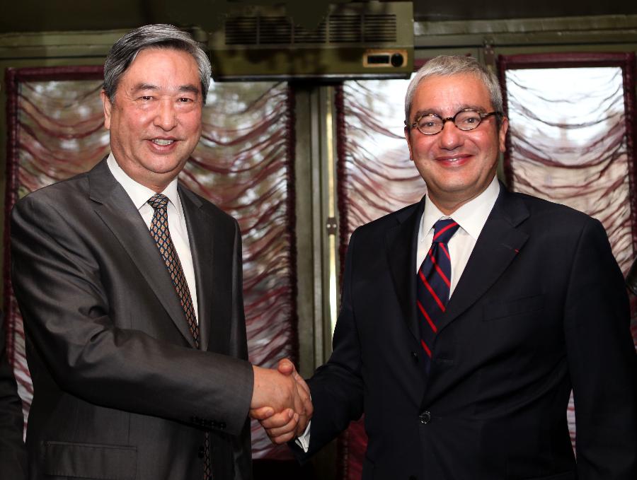 李从军社长会见法新社社长