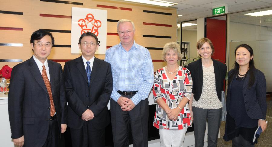 新华社副社长会见新西兰亚洲基金会执行主任理查德·格兰特