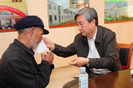 新华社社长李从军在甘肃调研