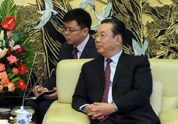 周锡生会见韩国客人