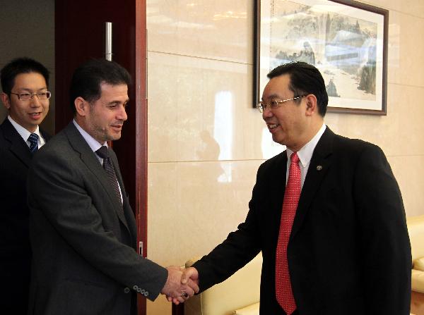 周锡生会见伊拉克驻华大使