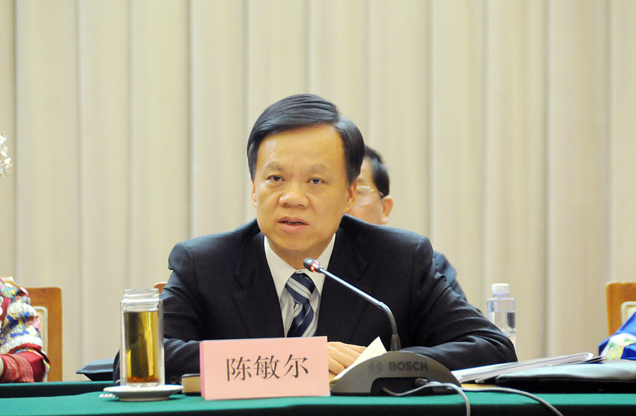 贵州省长陈敏尔 - 2013两会 - 新华网