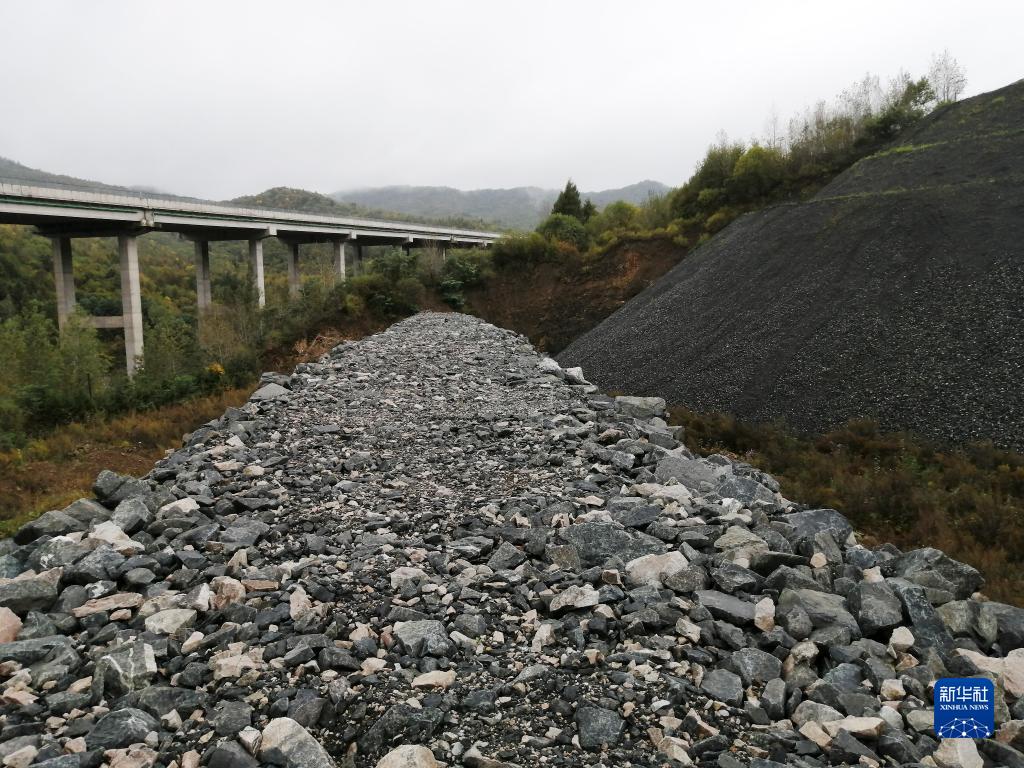 长白山腹地多处矿区满目疮痍,生态修复为何久拖不决?