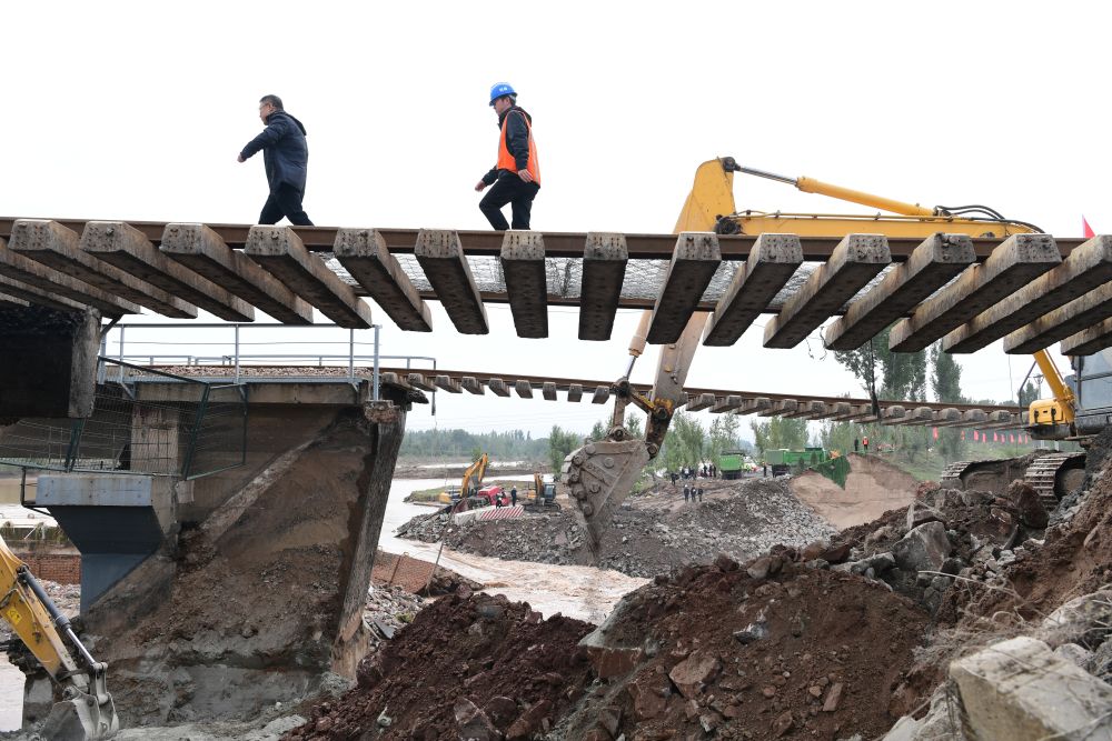 新华全媒 丨我在现场·照片背后的故事丨三天两夜的