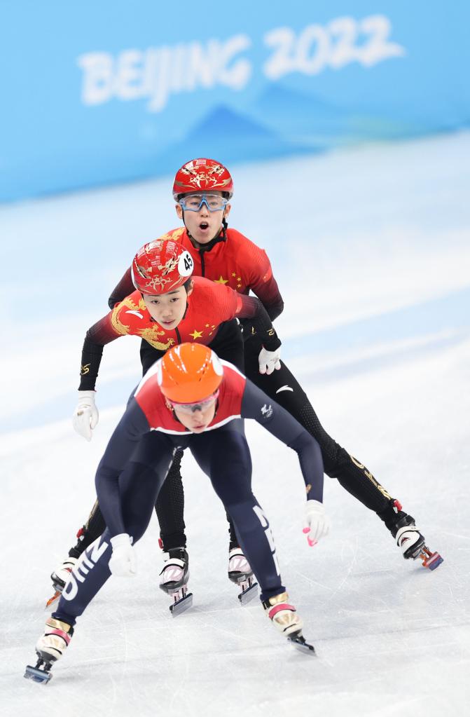 短道速滑女子3000米接力半决赛赛况