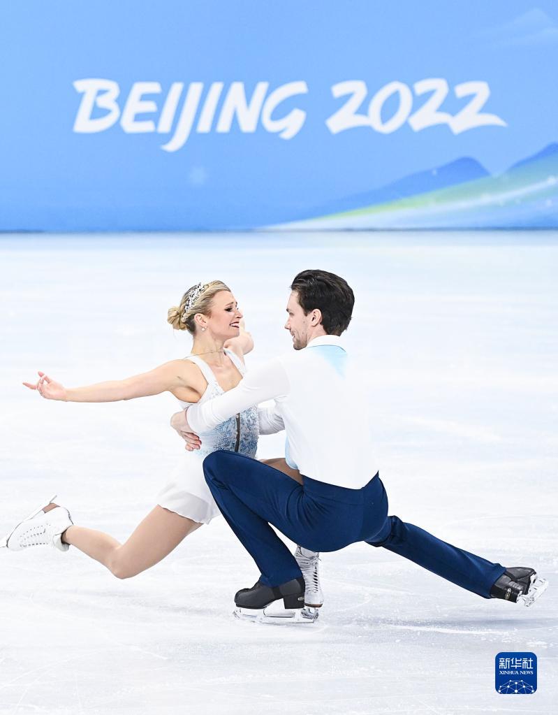 花样滑冰双人滑自由滑赛况_北京2022年冬奥会_新华网