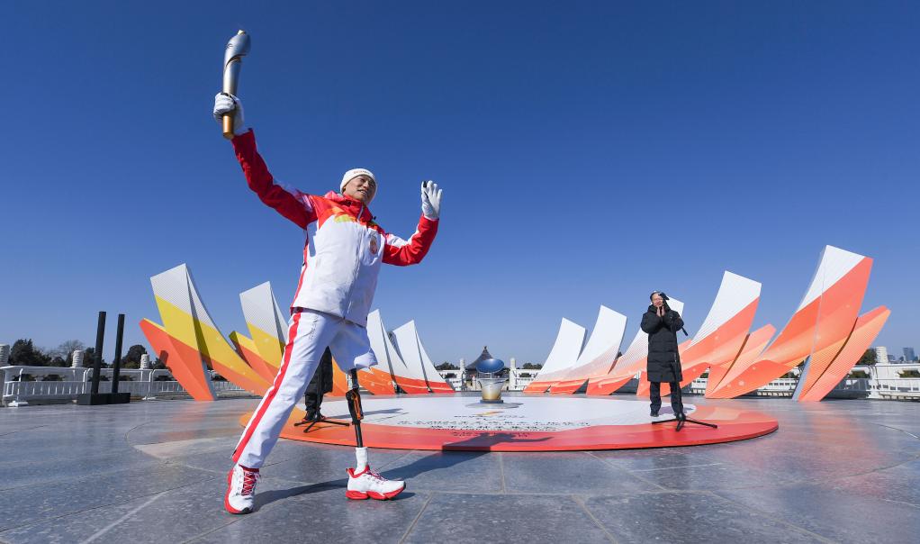 的高度——专访2022年冬残奥会形象大使侯斌_北京2022年冬奥会_新华网