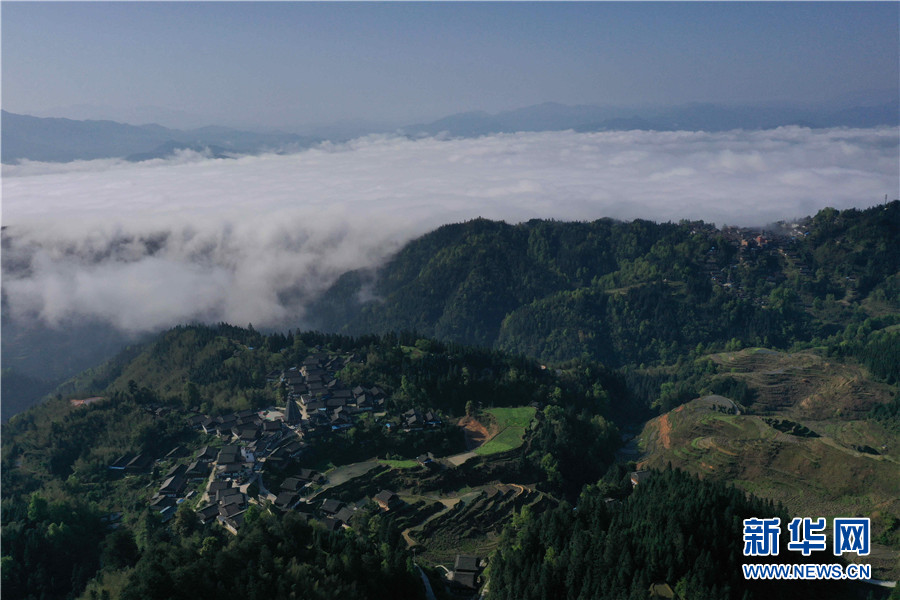 4月3日拍摄的贵州省从江县高增乡新生村景观(无人机照片).