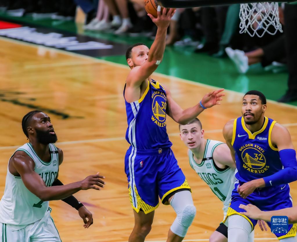 nba总决赛勇士队夺冠