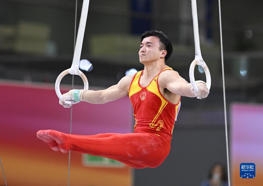 体操——世界杯多哈站:刘洋晋级吊环决赛-新华网