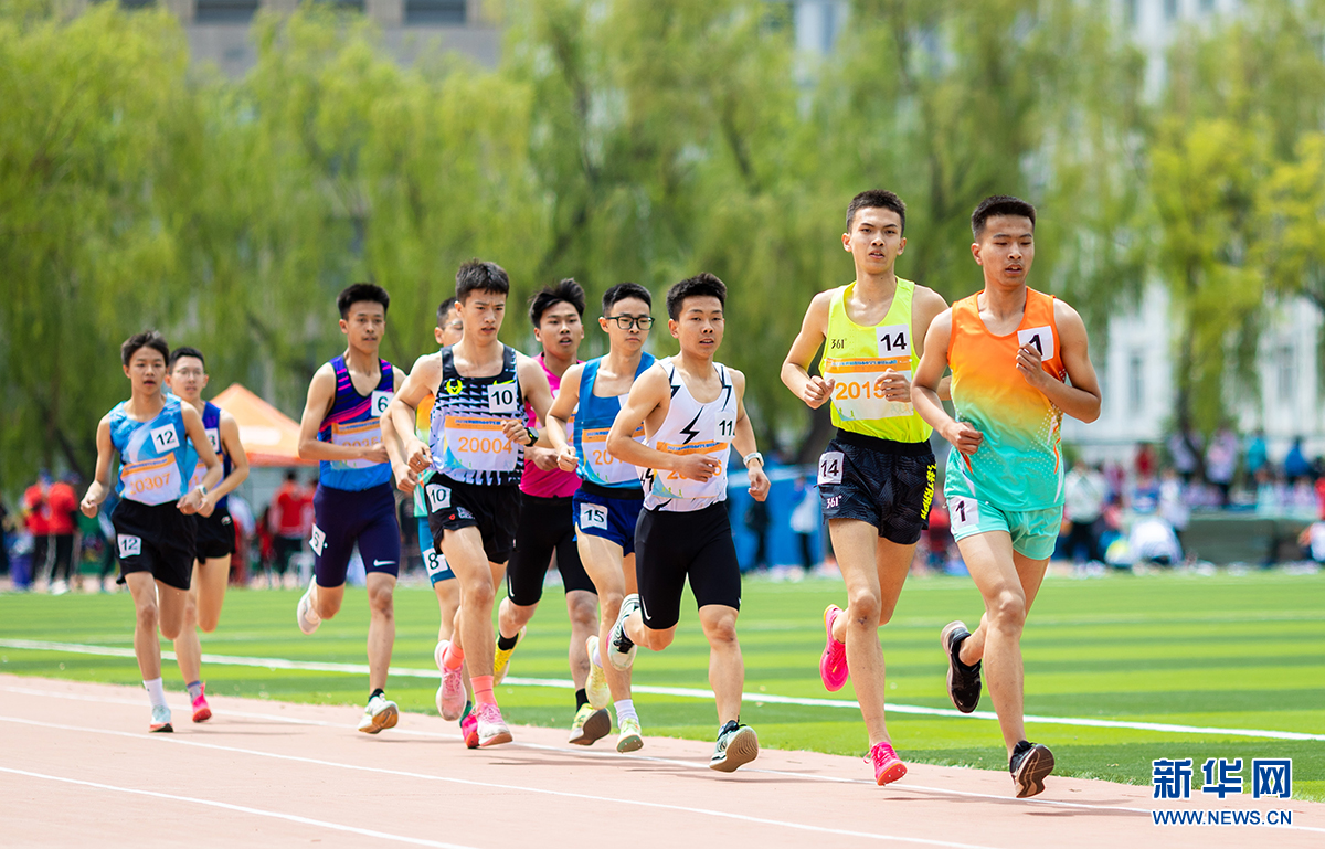 田径赛场青春飞扬