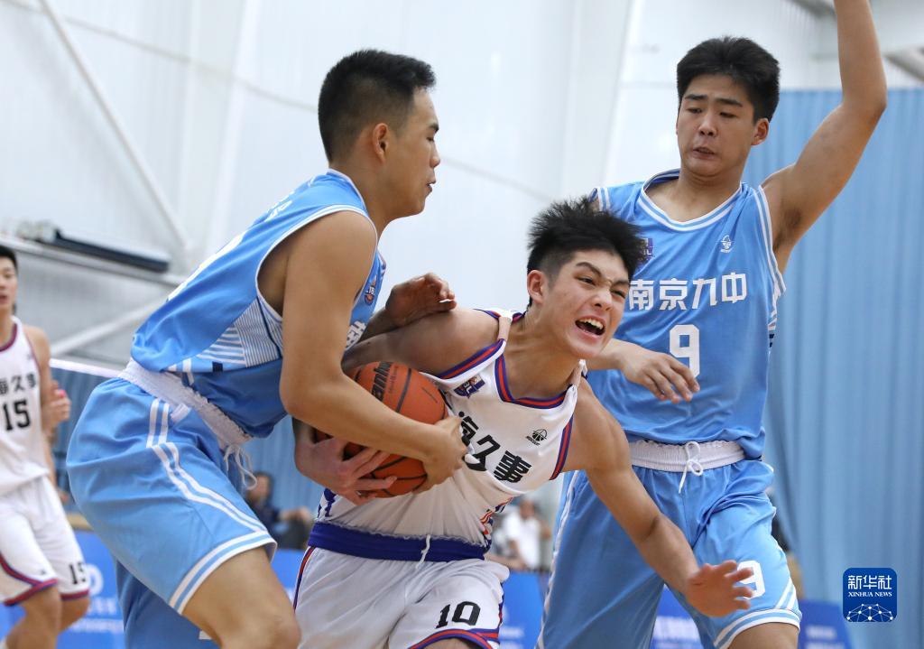 篮球——全国U17联赛:上海久事队晋级四强-新华网