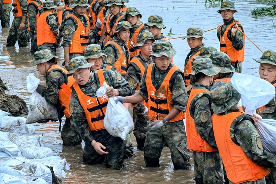 战洪水——北部战区陆军部队闻令而动全力抗洪抢险救灾纪实-新华网