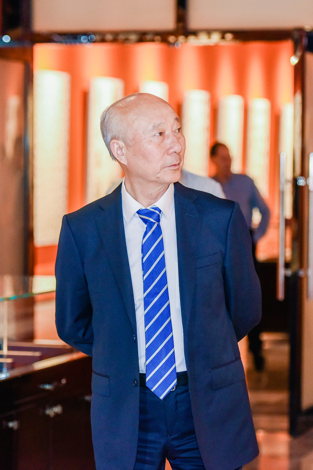 中国书法大厦艺委会主任,安徽省书法院院长李士杰,作为"长江谣——墨