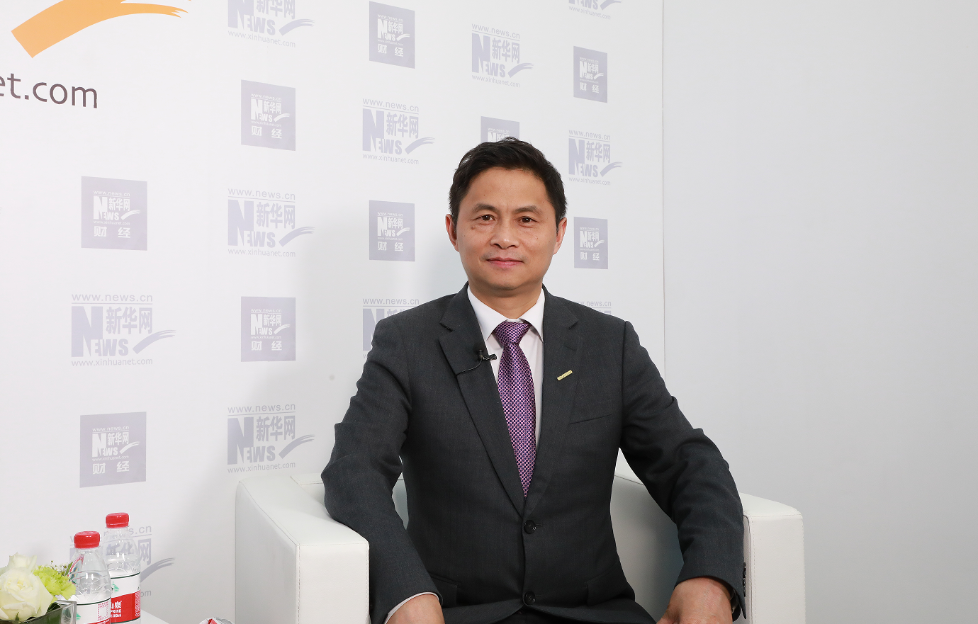 高新华:exeed星途打造全新中国汽车高端品牌-新华网