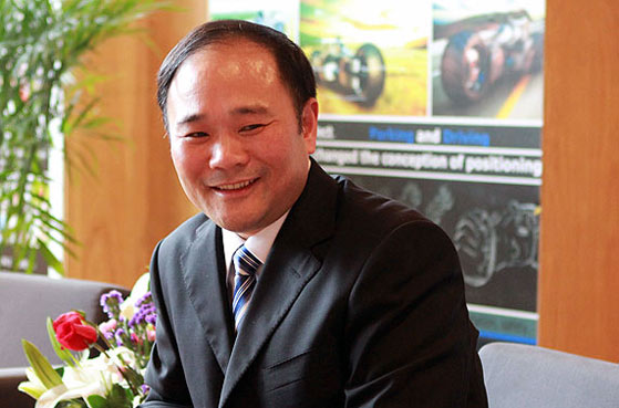 吉利- 李书福 - 人物专访 - 汽车频道 - 新华网