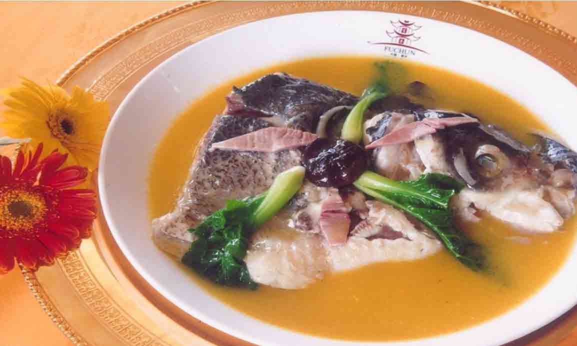 富春名菜：拆烩鲢鱼头