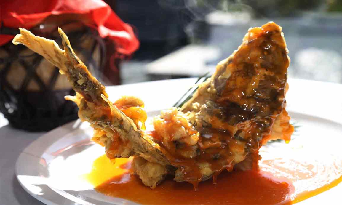 聚乐村糖醋鲤鱼