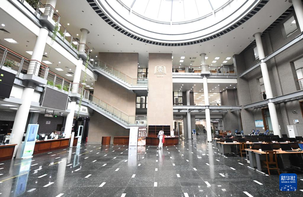 当美丽邂逅书香北京大学图书馆