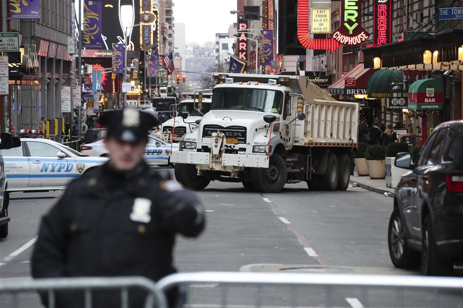 U.S.-NEW YORK-NEW YEAR-SECURITY