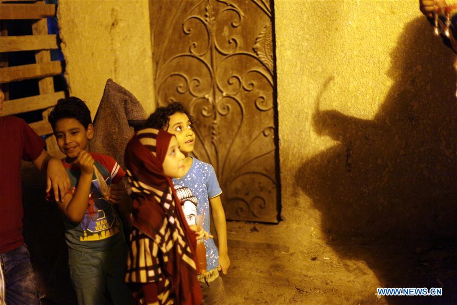 EGYPT-CAIRO-RAMADAN-FEMALE MUSAHARATI