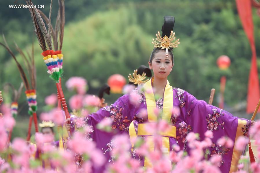 CHINA-FUJIAN-RITUAL-LADY LINSHUI (CN)