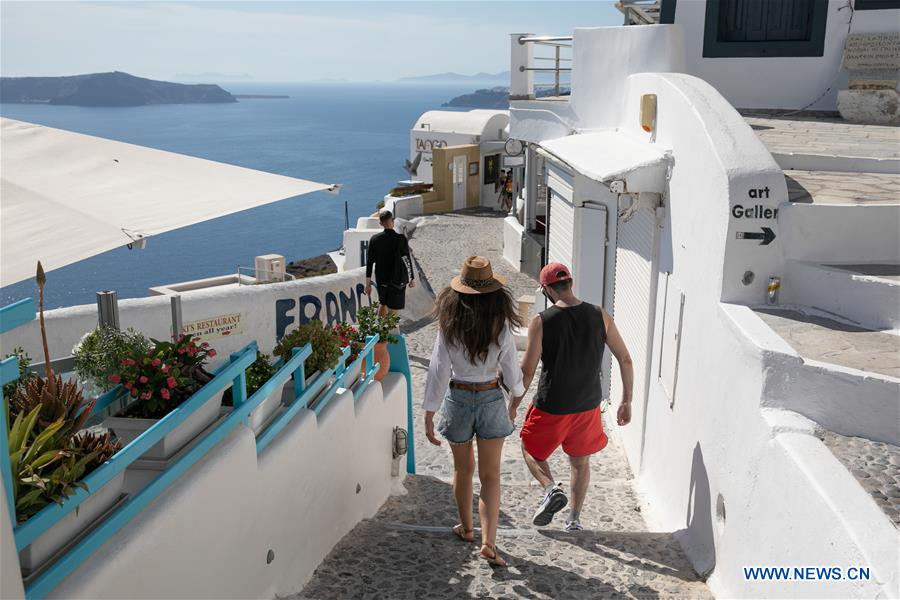 Feature: Greece's tourist attractions put out welcome mat after months