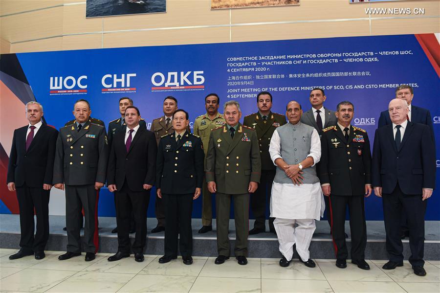 RUSSIA-MOSCOW-CHINA-WEI FENGHE-JOINT MEETING OF THE HEADS OF THE DEFENCE DEPARTMENTS