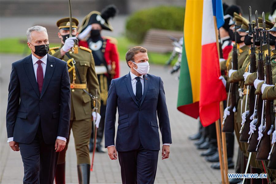 Macron-Xinhua: Lietuva ir Prancūzija „eina į priekį kartu“
