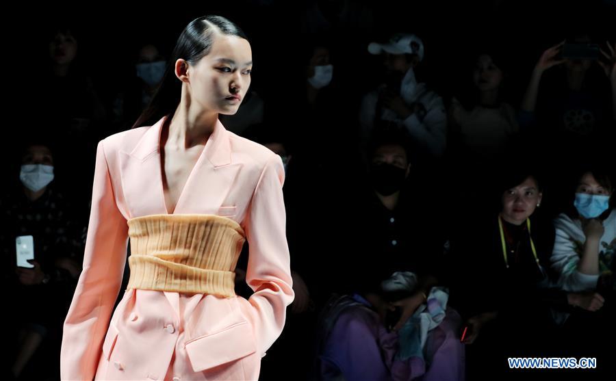 2020 Spring/Summer Shanghai Fashion Week kicks off - Xinhua | English ...