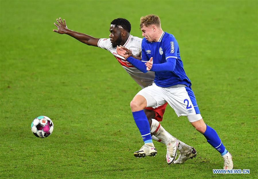 bundesliga match: fc schalke 04 vs. vfb stuttgart