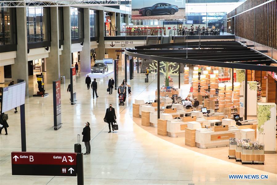 berlin brandenburg airport opens to public