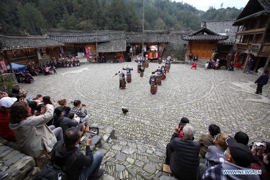 Tourism developed in China's Guizhou - Xinhua | English.news.cn