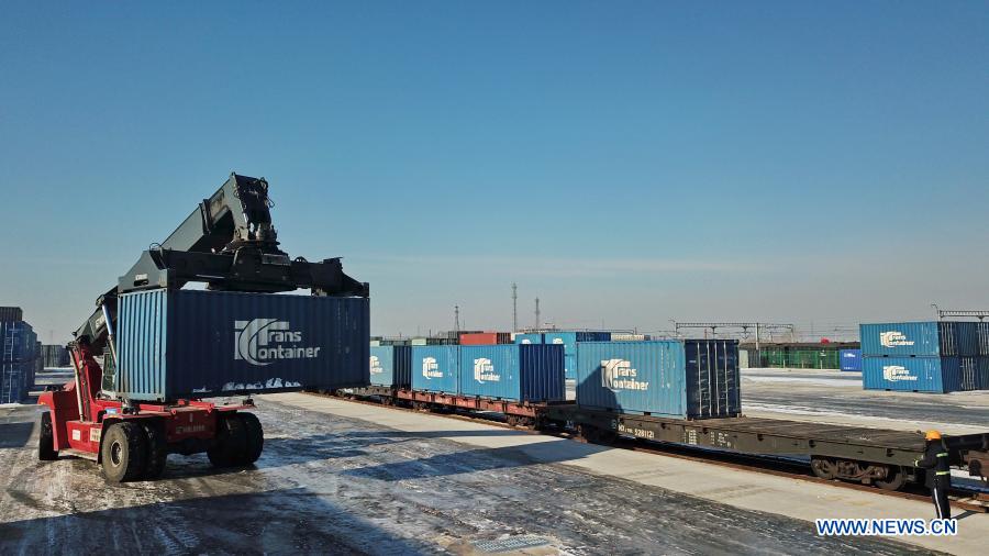 597 containers of goods shipped from china port to europe in