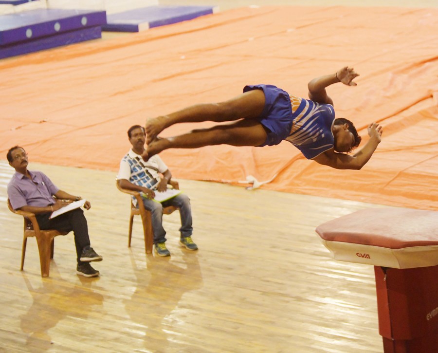 asiaalbumjumpboysinterschoolgymnasticschampionshipkicksoffin