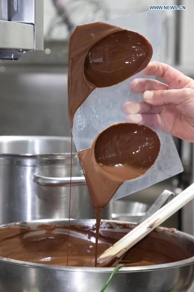 chocolateeggsmadefortheeasterinfrance