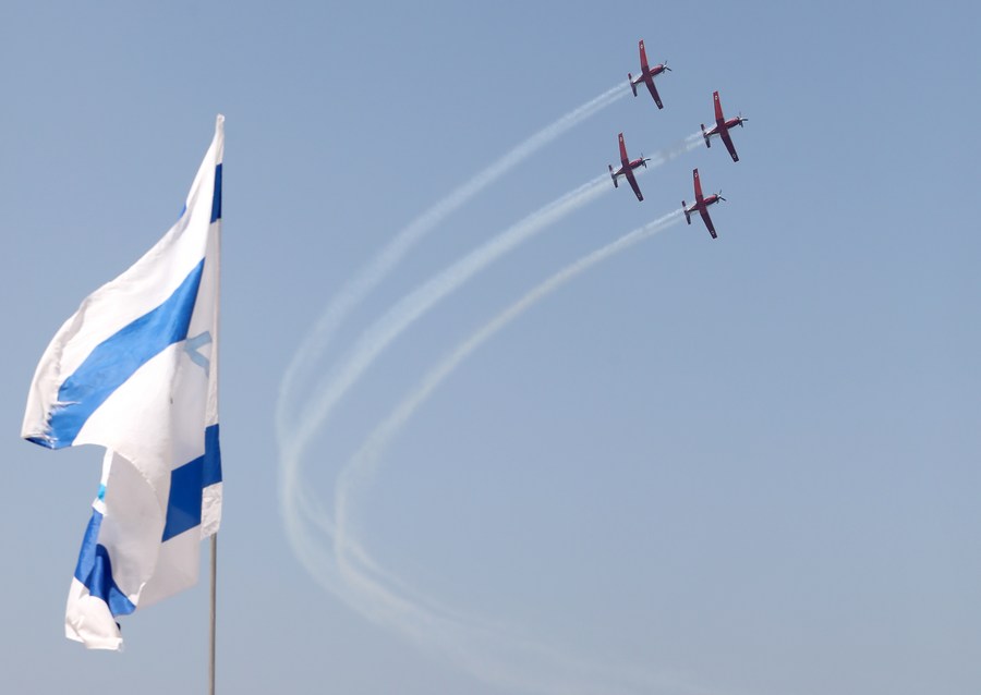 war planes fly over tel aviv during an air show marking