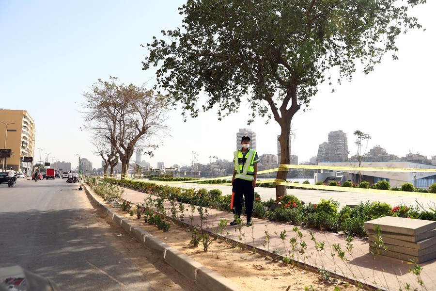 globalink | egypt takes measures on sham el-nessim to curb covid