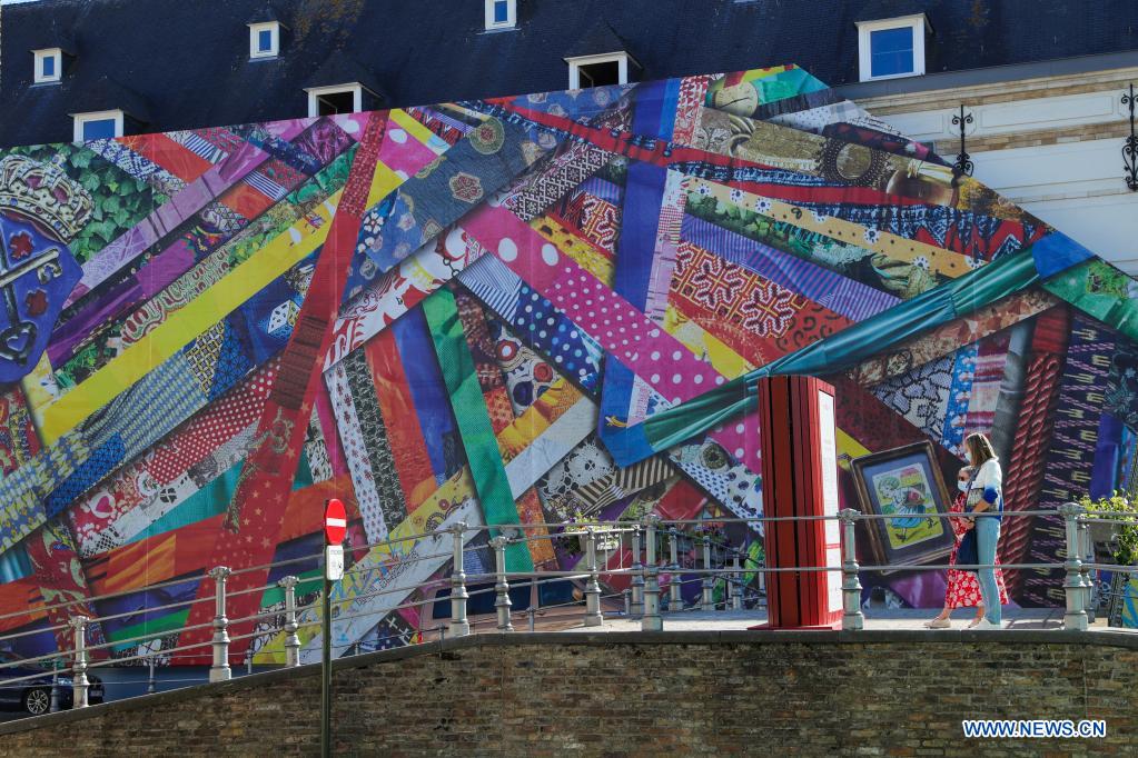 artinstallationsseeninbrugesbelgium