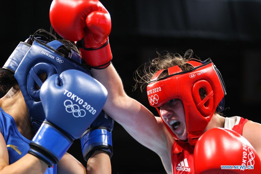 boxing womens middle preliminaries match between li qian of