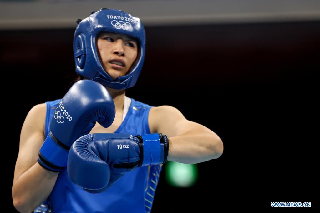 boxing womens middle preliminaries match between li qian of